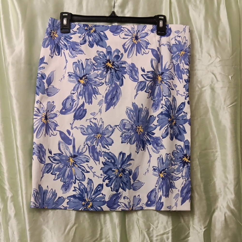 DT Collection Cream Pencil Skirt Knee-Length Resort Wear
